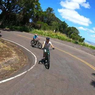 E-Bike Tour Honolulu Rainforest Ride