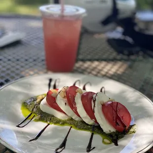 Caprese Salad with tomatoes and Basil from on-site farm