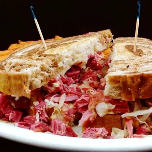 a corned beef sandwich