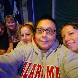 5 women against 2 men...we will conquer!!!