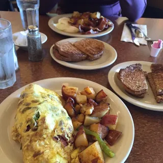 Applewood Bacon & Eggs