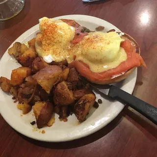 Smoked Salmon Benedict