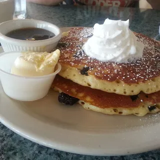 Cookies & Cream Pancakes