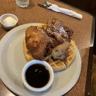 Fried Chicken and Waffle
