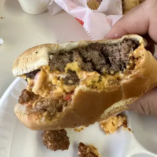 Pimento cheeseburger