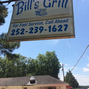 a sign for bill&apos;s grill