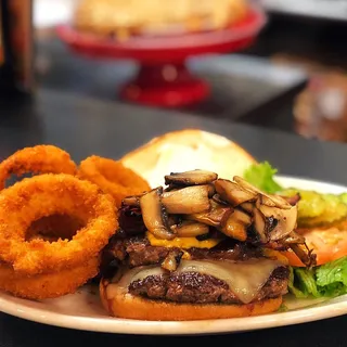 3/4 lb. The Famous Bill's Cheeseburger No. 2