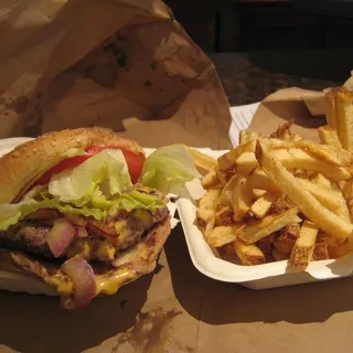 Bill's Famous Chili Burger Special