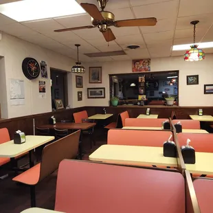 Inside Bill&apos;s.