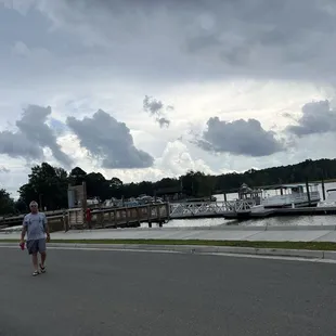 Dock