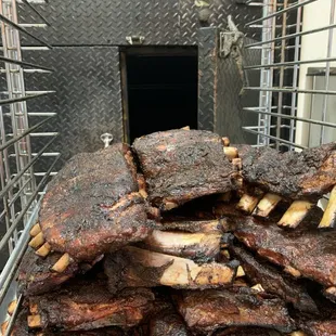 ribs, interior