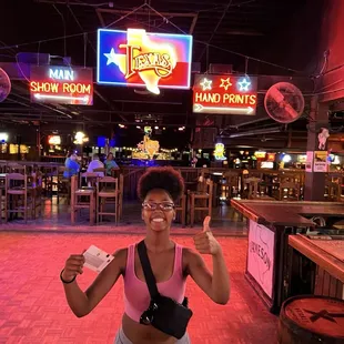 My niece&apos;s first time in TX, y&apos;all!