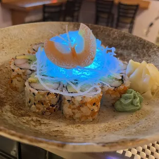 sushi, sashimi, sushi and sashimi, food