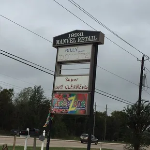 Manvel Retail center on HWY 6