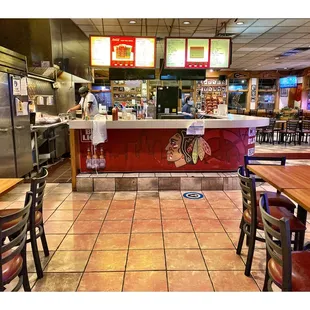 Very Quite COVID Time @ Billy Goat Tavern &amp; Grill!  (Madison St/Ogden Ave) near United Center!  Cheezborger! Cheezborger! Cheezborger!
