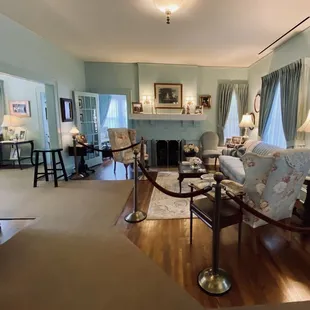 Inside Billy Graham's childhood home