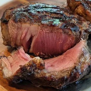 Lamb shoulder medallions