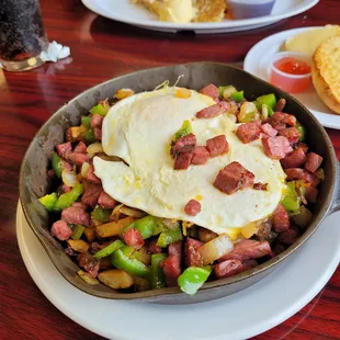 Corned beef hash skillet