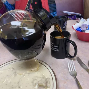 Coffee with unlimited refills