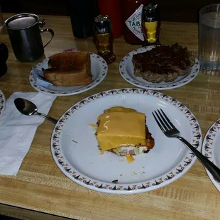 Always friendly, fast, fresh and filling ! Joy, Pam and the staff are all awesome !