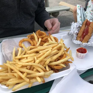 Roast beef plate with fries, lots of them