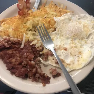 hash brown was buttery and yummy and corned beef hash was perfectly done