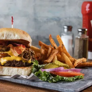 Bacon Cheeseburger