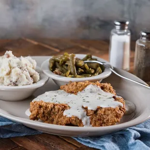 Chicken Fried Steak with Green Beans and Mashed Potatoes