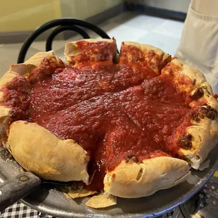 Small Pepperoni Chicago Style Deep Dish Pizza was more than enough to share! Even my puppies at home got some and loved it.