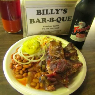 $8.99 rib plate - very tender (maybe steamed first?)