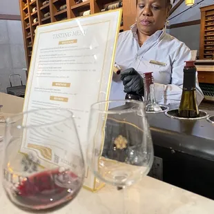 Wine tasting venue (complimentary)