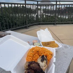 1/4 chicken, beef empanada