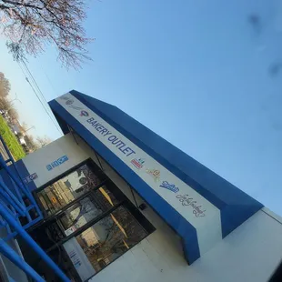 Come get your bread, etc