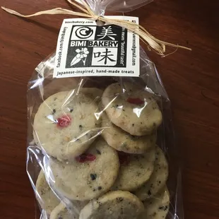 Sesame cookies with umeboshi
