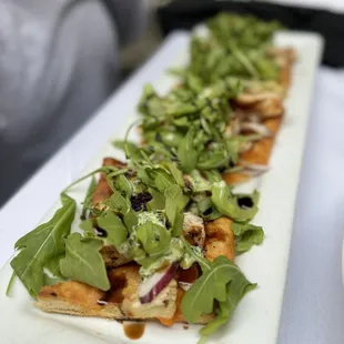 Tuscan chicken flatbread