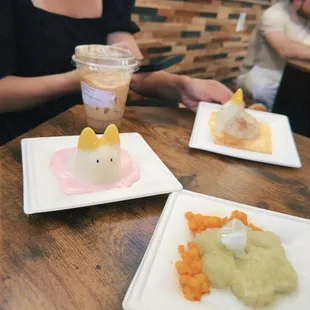 Tofu pudding and mango sticky rice
