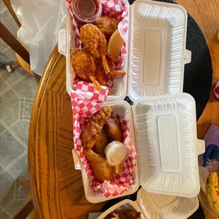 Tried the hot chicken sandwich and the shrimp and Fish Sandwich Only