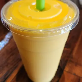 Mango smoothie