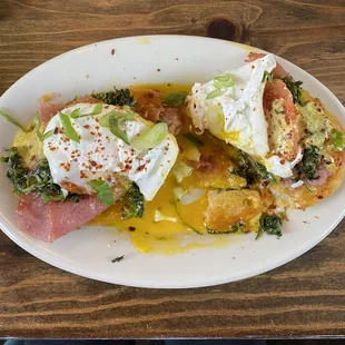 Unbelievable eggs Benedict