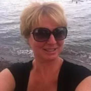 Donna W.