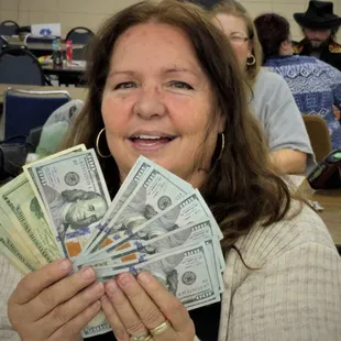 Congratulations to our Progressive Winner!