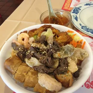 Deluxe with extra shrimp toast. A must.