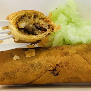 Xôi + chả giò