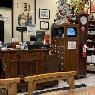 interior, ramen and noodles