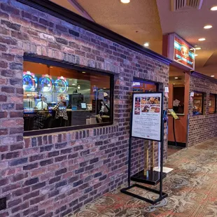 Binions cafe entrance from the casino. Line up here.