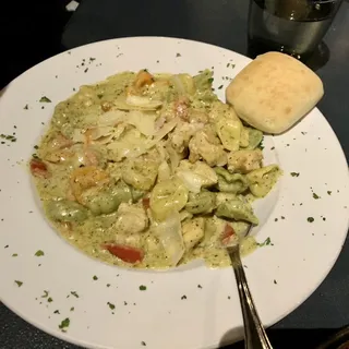Chicken Pesto Tortellini