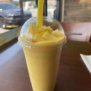 Sunset Smoothie (TikTok: @justandyvu)
