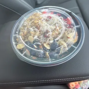 Berry açaí bowl