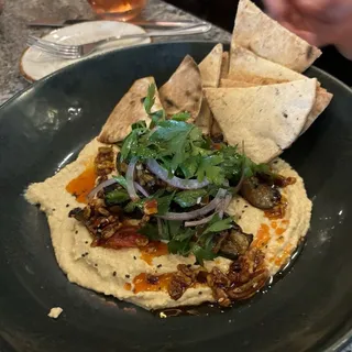 Roasted Garlic Hummus