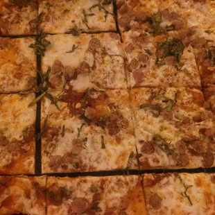 Flat bread with sausage